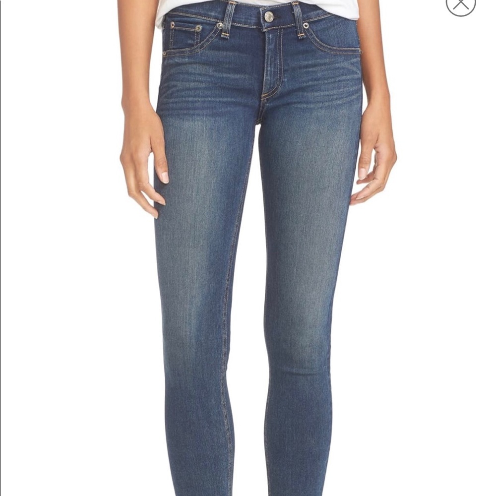 Rag & bone mid rise skinny jeans // size 26
